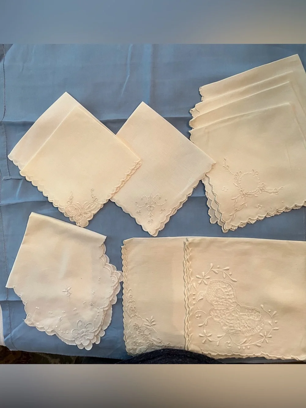 Vintage Hand-Embroidered Napkins - Picture 11 of 11